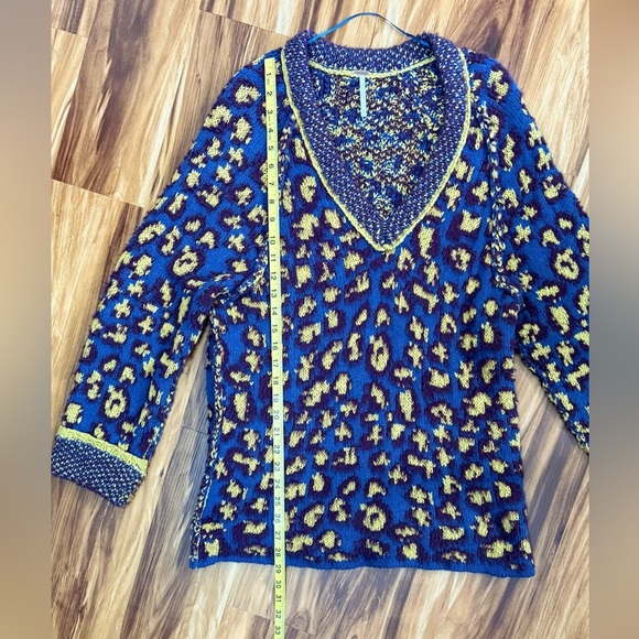 Free People Little Animal Knit V-Neck Sweater in Blue Fig - Picture 6 of 7